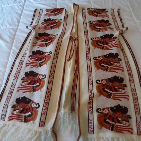 Sold Vintage Mexican Serape Poncho - Picture 2 of 3